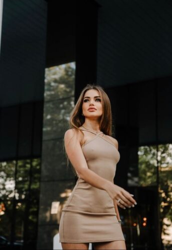 Эскортница Элина